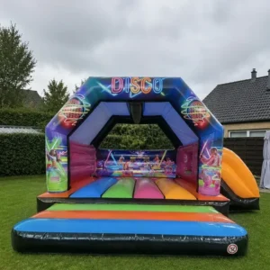 Disco hoppeborg med rutsjebane
